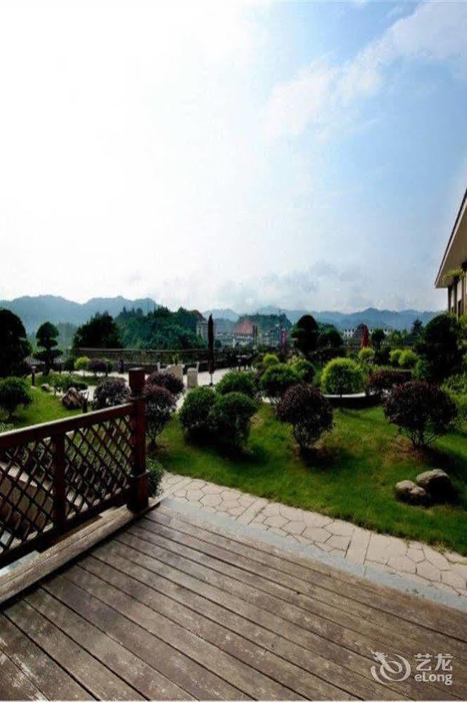 Liuzhou Sanjiangxian Dongxiangguo Hotel Eksteriør billede